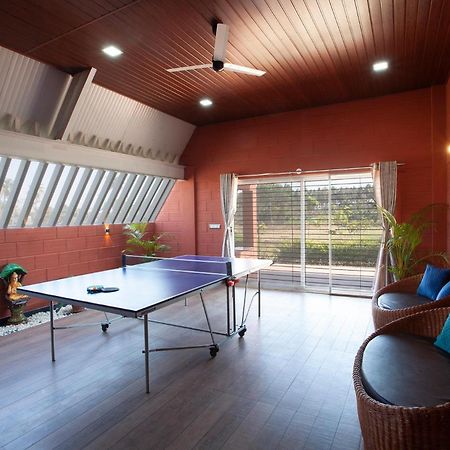 Stayvista At Golden Triangle Kabini With Bonfire, River View & Comp Beakfast Hampāpura Exteriér fotografie